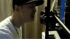 Stevie Hoang - One Last Try