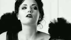 Bring Me The Horizon - Blessed With A Curs