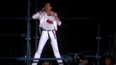 Queen - We Will Rock You