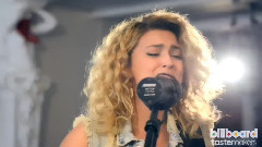 Tori Kelly - Eyelashes