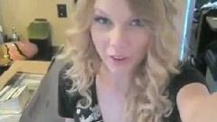 Taylor Swift - Being On Tour Everyone Ignores Me