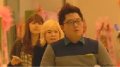 观看音乐剧<金发尤物> SooYoung & Sunny Cut