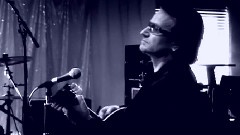 U2 - The Hands That Built America