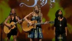 Taylor Swift - You Belong With Me The View