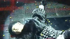 G-Dragon(BigBang) - Black & Who You & Crooked